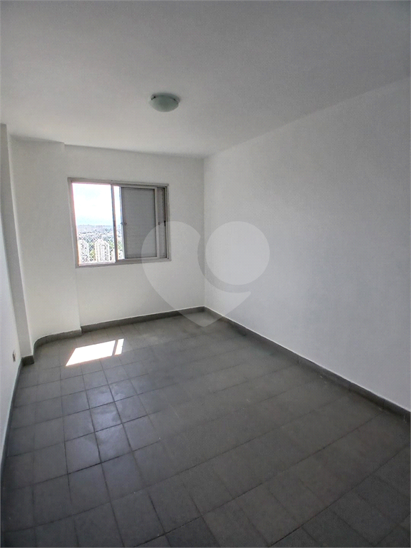 Apartamento de 73m2, 02 Dormitórios e 01 Vaga