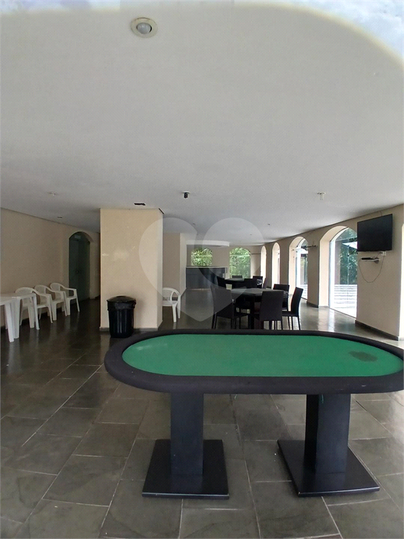 Apartamento de 73m2, 02 Dormitórios e 01 Vaga