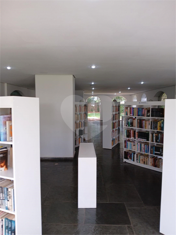 Apartamento de 73m2, 02 Dormitórios e 01 Vaga