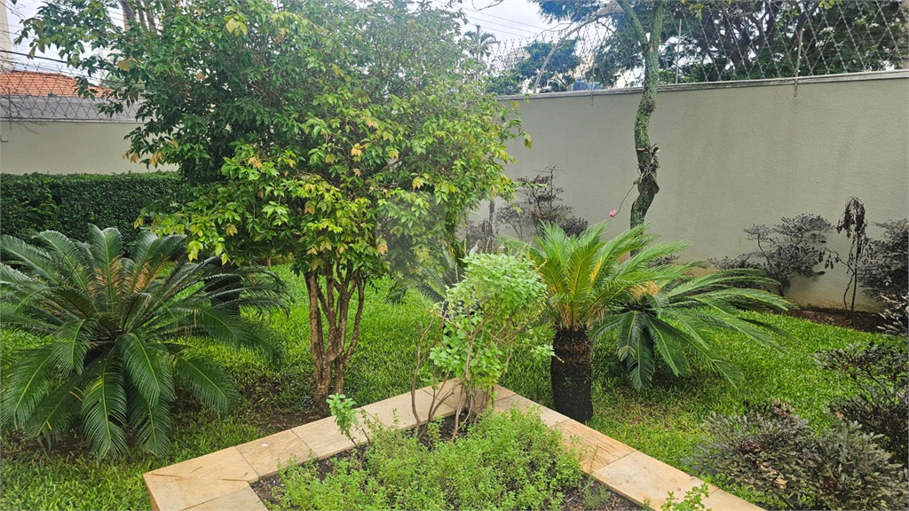 Apartamento Chácara Inglesa  3 quartos, 1 suíte , 104m²