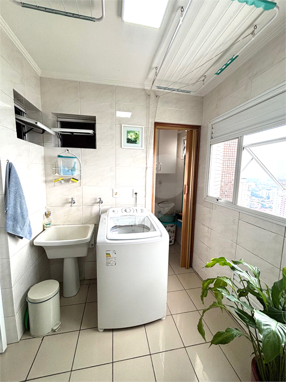 Apartamento à venda com Vista Livre e 3 Dormitórios (1 Suíte)  e 2 vagas 