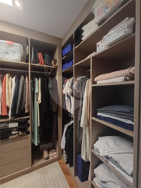 SOBRADO DE ALTO PADRÃO À VENDA CONDOMINIO FECHADO – HORTO FLORESTAL | ZONA NORTE