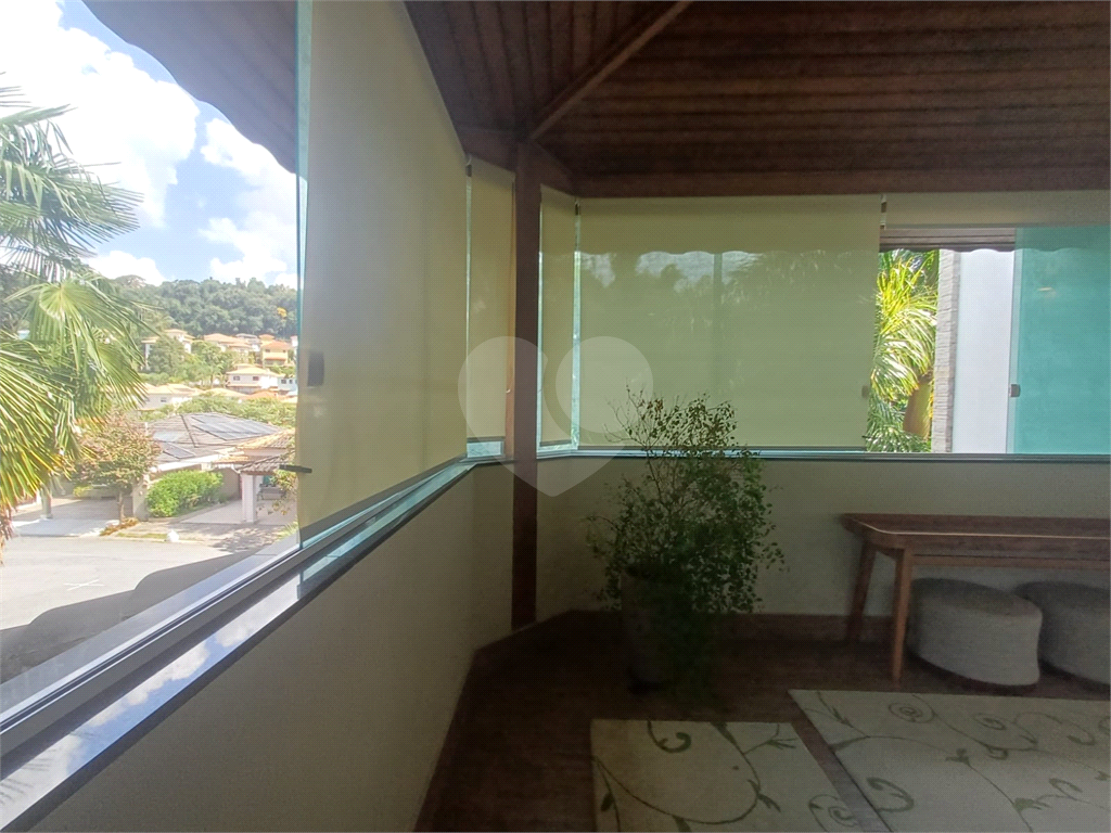 SOBRADO DE ALTO PADRÃO À VENDA CONDOMINIO FECHADO – HORTO FLORESTAL | ZONA NORTE