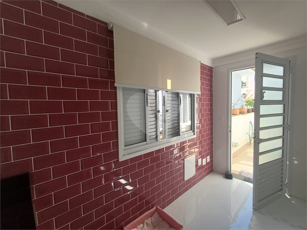 SOBRADO DE ALTO PADRÃO À VENDA CONDOMINIO FECHADO – HORTO FLORESTAL | ZONA NORTE