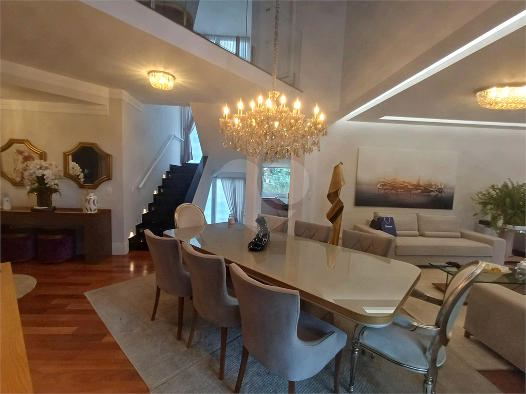 SOBRADO DE ALTO PADRÃO À VENDA CONDOMINIO FECHADO – HORTO FLORESTAL | ZONA NORTE