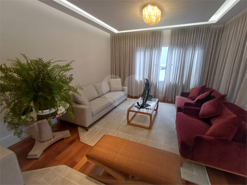 SOBRADO DE ALTO PADRÃO À VENDA CONDOMINIO FECHADO – HORTO FLORESTAL | ZONA NORTE