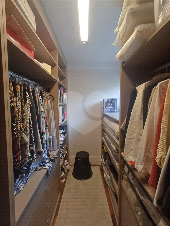 SOBRADO DE ALTO PADRÃO À VENDA CONDOMINIO FECHADO – HORTO FLORESTAL | ZONA NORTE