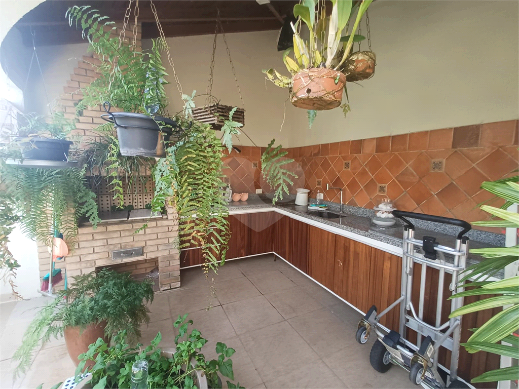 SOBRADO DE ALTO PADRÃO À VENDA CONDOMINIO FECHADO – HORTO FLORESTAL | ZONA NORTE