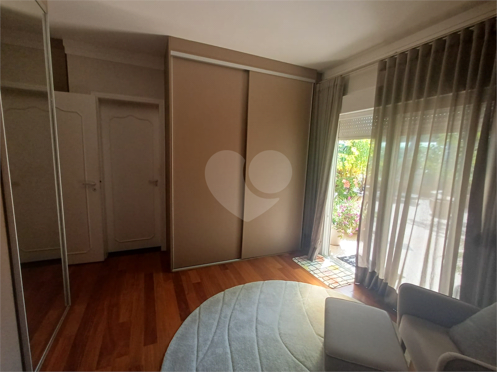 SOBRADO DE ALTO PADRÃO À VENDA CONDOMINIO FECHADO – HORTO FLORESTAL | ZONA NORTE