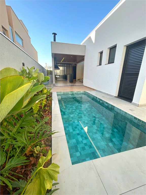 CONDOMÍNIO em RESIDENCIAL CYRELA