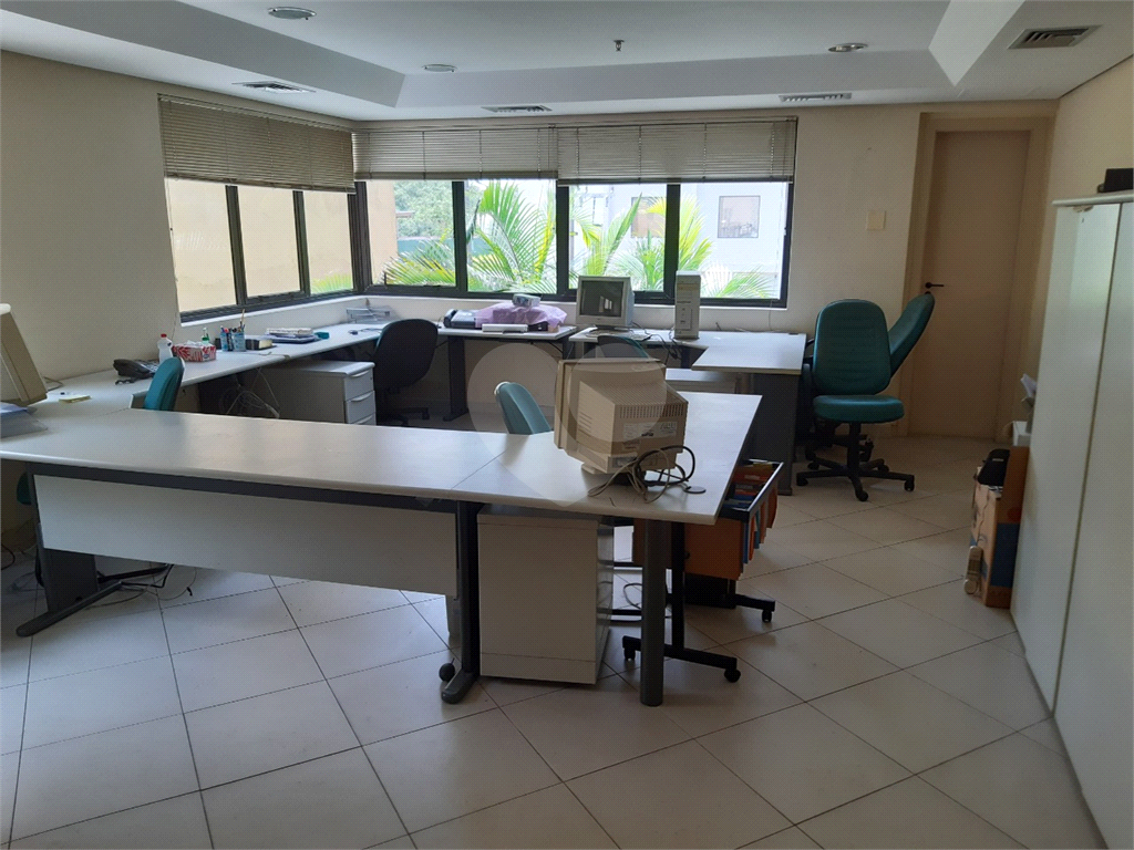 Sala comercial  de 42m² na Maestro Cardim