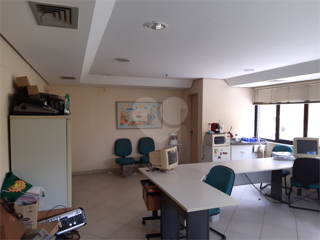 Sala comercial  de 42m² na Maestro Cardim