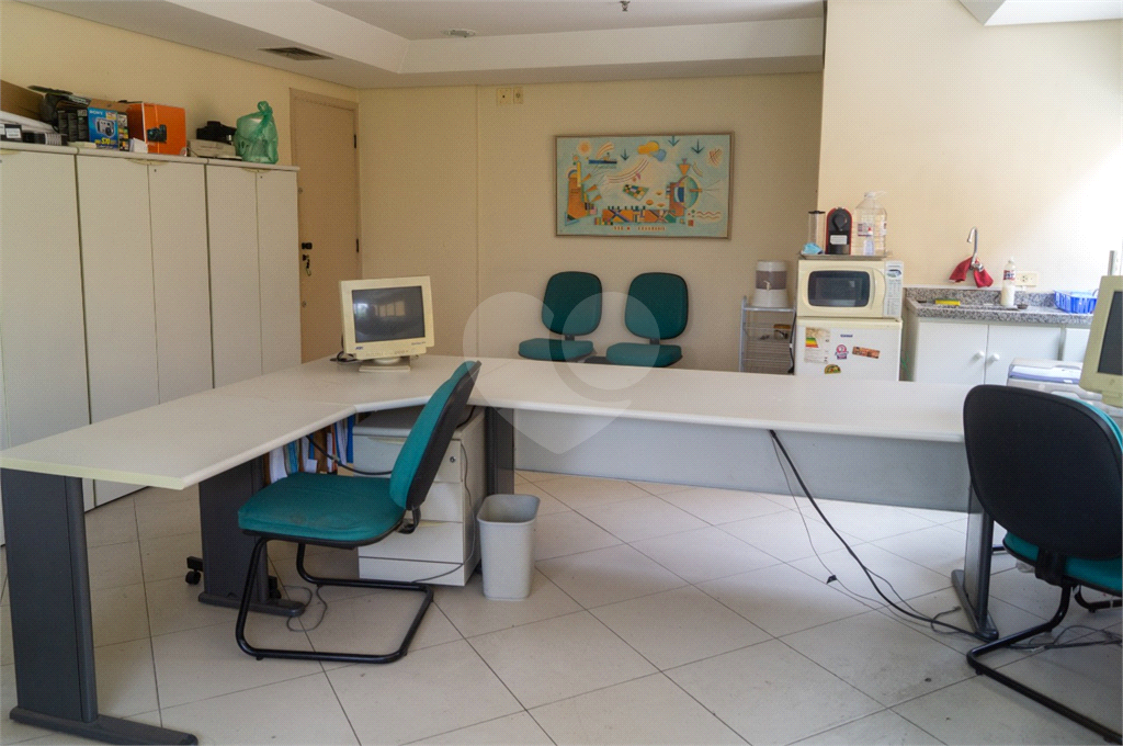 Sala comercial  de 42m² na Maestro Cardim