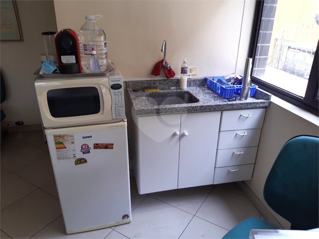 Sala comercial  de 42m² na Maestro Cardim