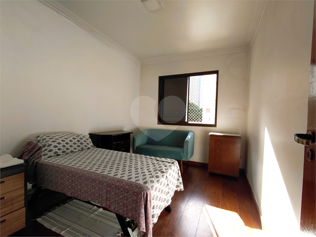 Imóvel de 85m² 2 quartos grandes e 1 menor, sala de 2 ambientes, piscina 1 vaga de garagem Perdizes