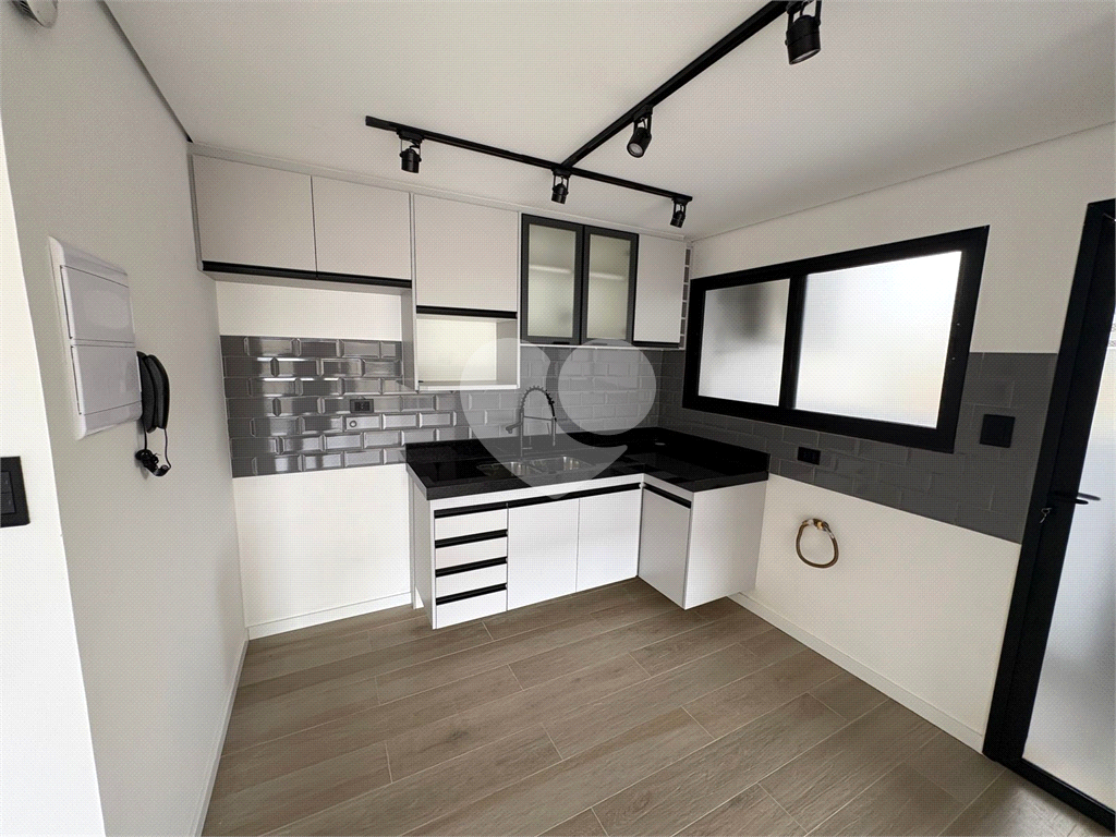 Apartamento com 2 dormitórios a venda em Pinheiros