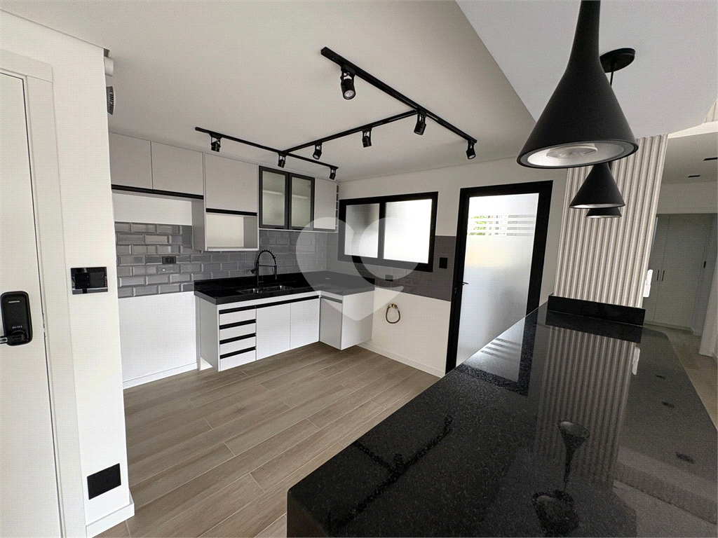 Apartamento com 2 dormitórios a venda em Pinheiros