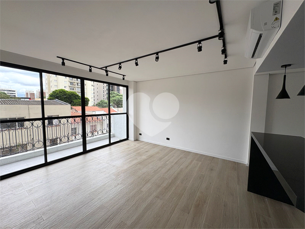 Apartamento com 2 dormitórios a venda em Pinheiros