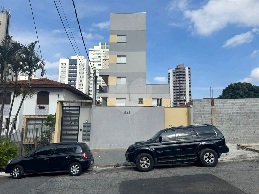 Apartamento 2 dormitórios c/ quintal privativo próximo ao futuro Metrô Anália Franco