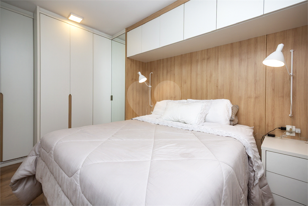 APARTAMENTO em BARRA FUNDA