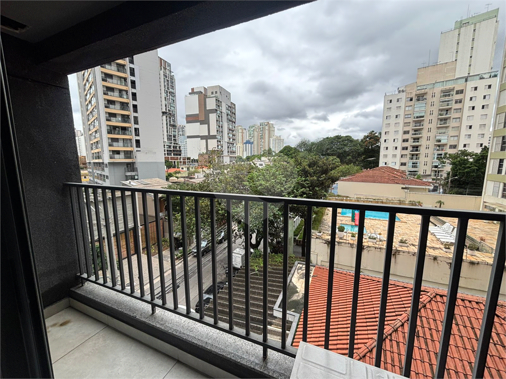 Studio mobiliado à venda a 300 metros da estação do metro Brooklin – Excelente localização