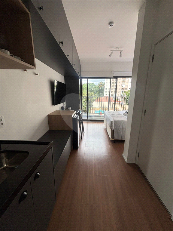 Studio mobiliado à venda a 300 metros da estação do metro Brooklin – Excelente localização