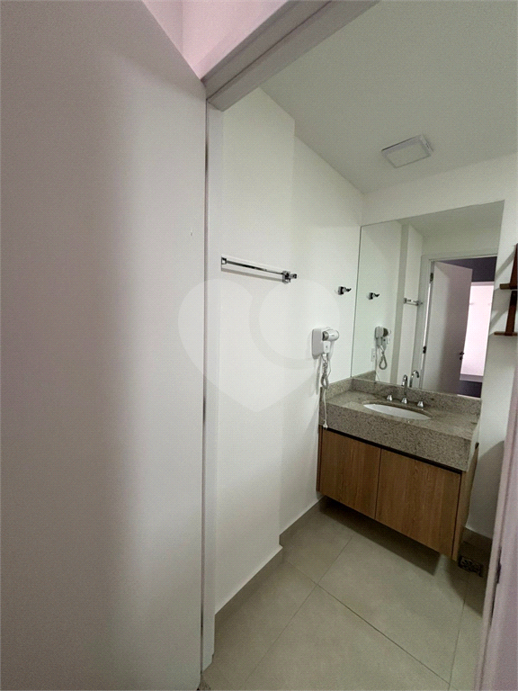 Studio mobiliado à venda a 300 metros da estação do metro Brooklin – Excelente localização