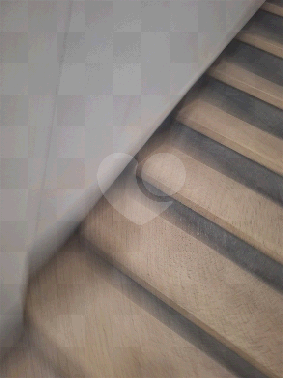 Amplo Apartamento com 96 metros quadrados na Av Zumkeller com 02 dormitórios e 01 vaga.