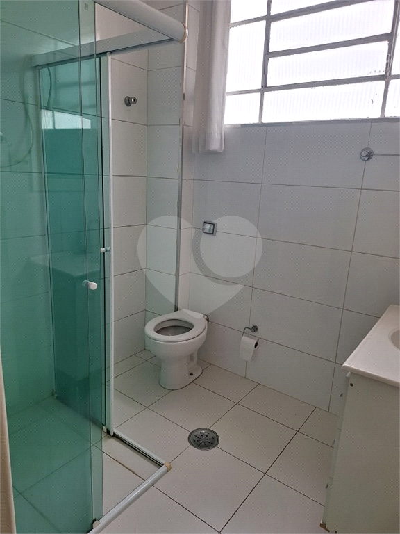 Amplo Apartamento com 96 metros quadrados na Av Zumkeller com 02 dormitórios e 01 vaga.