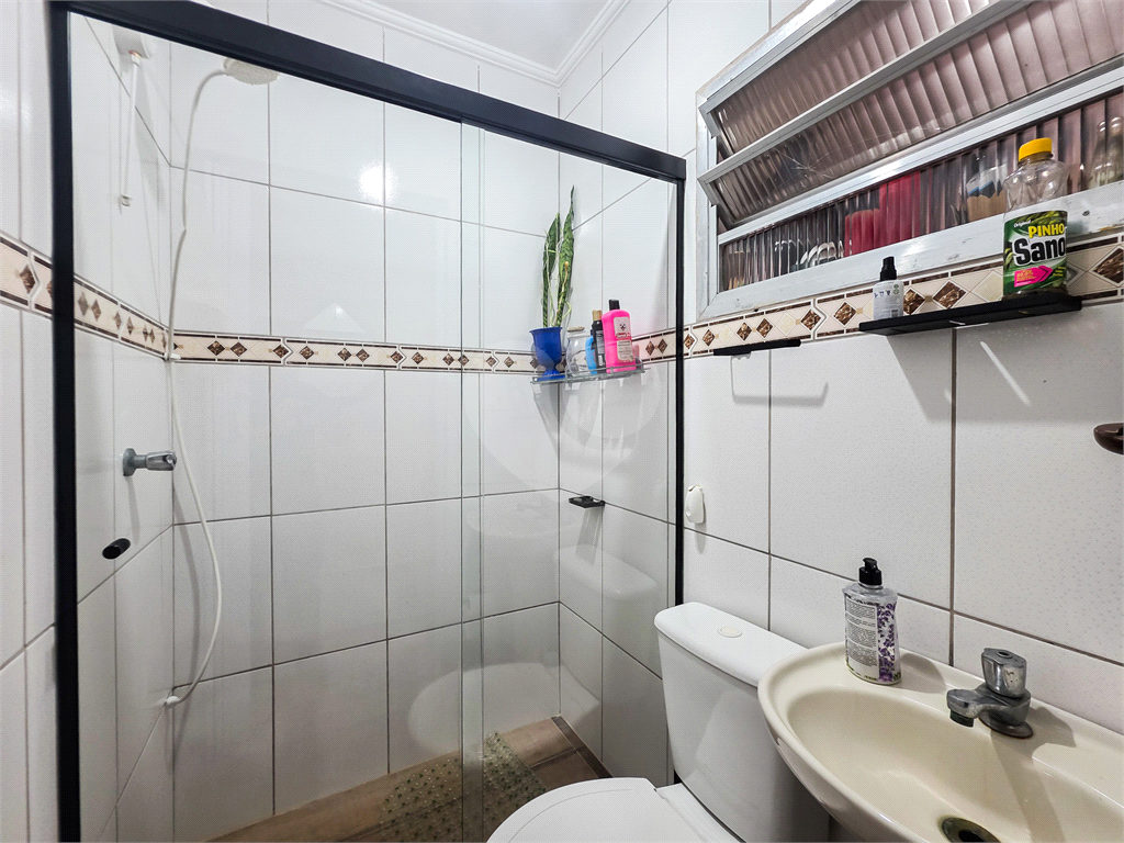 Casa - Jardim Ângela - 4 Quartos / Dormitórios - 1 Vaga - Venda / Compra - Churrasqueira