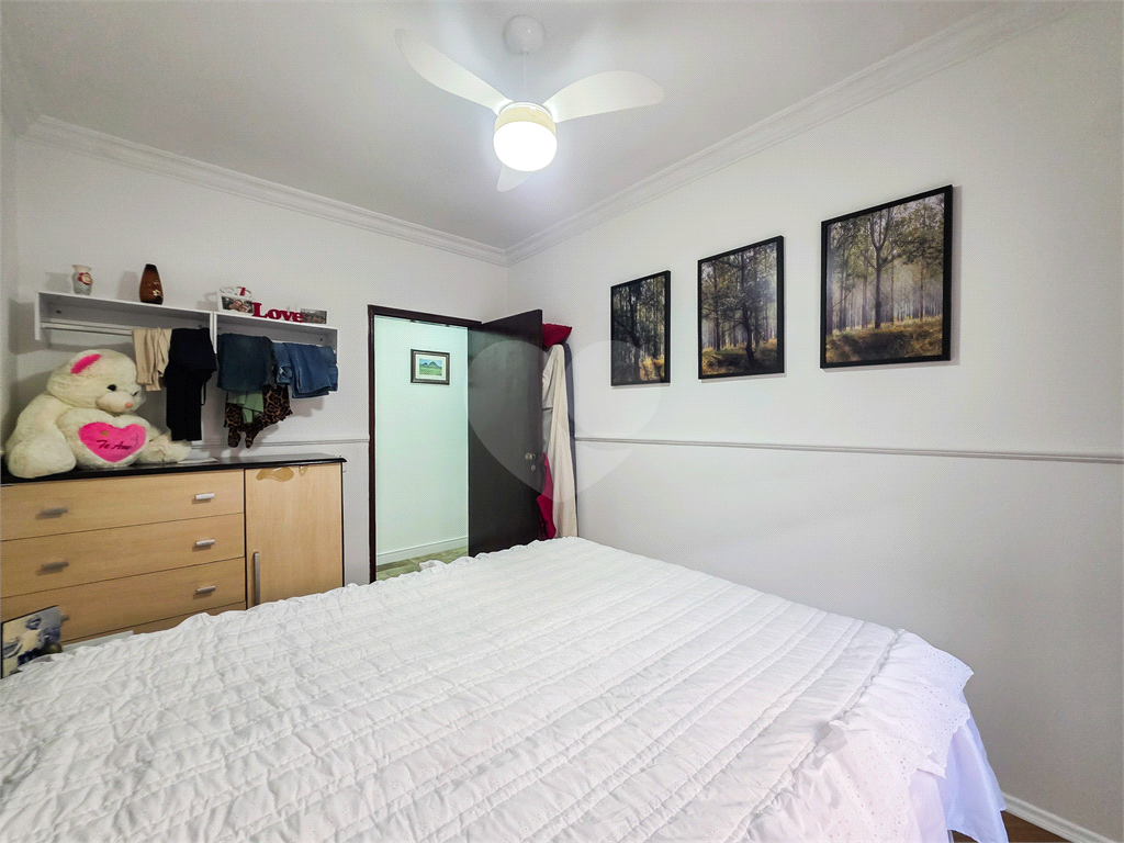 Casa - Jardim Ângela - 4 Quartos / Dormitórios - 1 Vaga - Venda / Compra - Churrasqueira