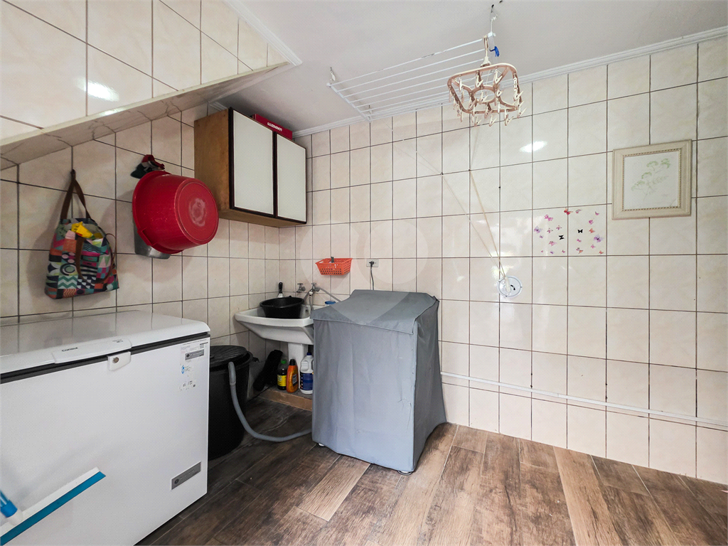 Casa - Jardim Ângela - 4 Quartos / Dormitórios - 1 Vaga - Venda / Compra - Churrasqueira