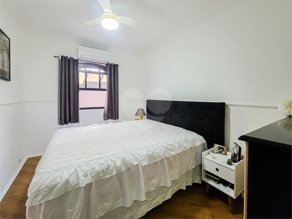 Casa - Jardim Ângela - 4 Quartos / Dormitórios - 1 Vaga - Venda / Compra - Churrasqueira