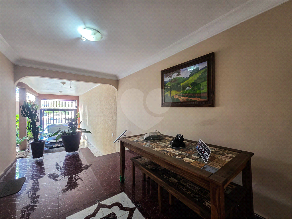 Casa - Jardim Ângela - 4 Quartos / Dormitórios - 1 Vaga - Venda / Compra - Churrasqueira