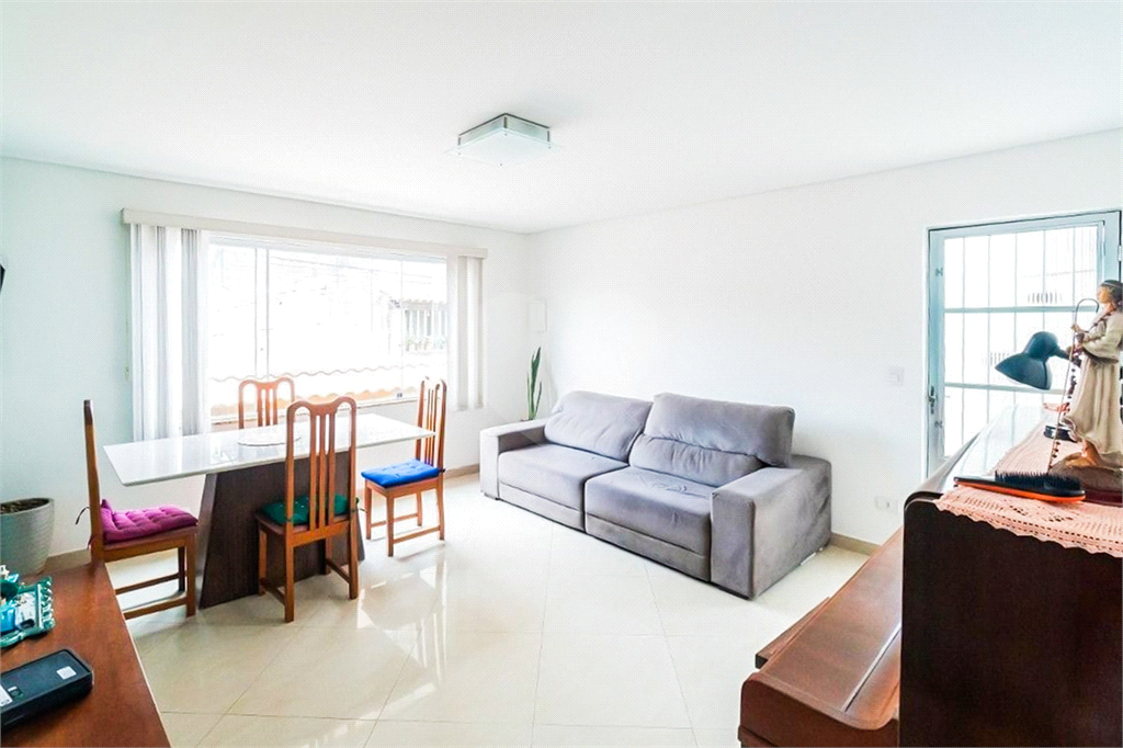 Casa - Vila Santa Catarina - 3 Quartos / Dormitórios - 4 Vagas - Venda / Compra