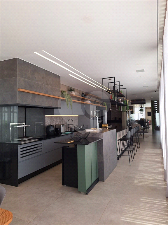 Espetacular casa á venda com vista para a represa em Joanópolis!