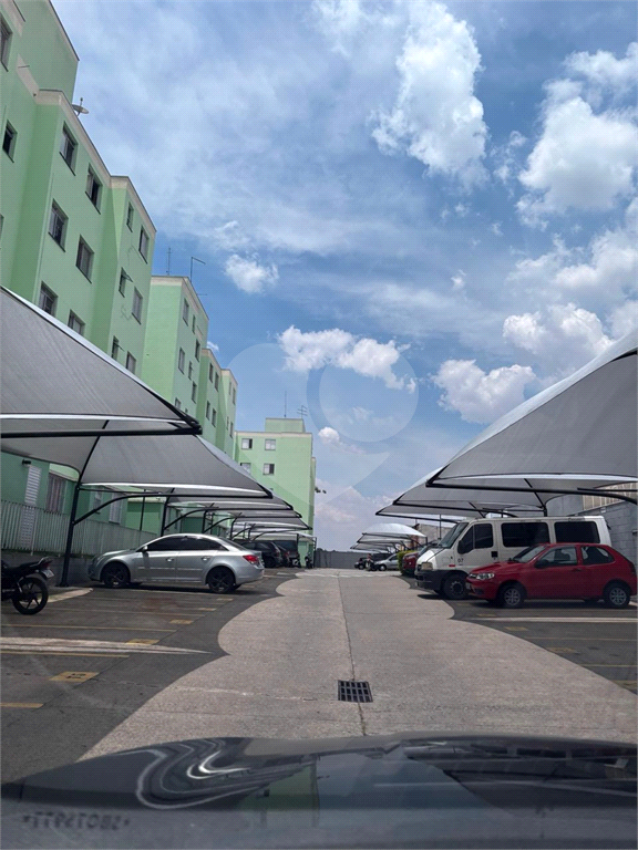 Apartamento semi mobiliado à venda em Guarulhos – Condomínio Residencial Club Gaudi na Rua Branquinha