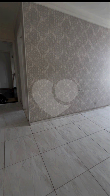 Apartamento semi mobiliado à venda em Guarulhos – Condomínio Residencial Club Gaudi na Rua Branquinha