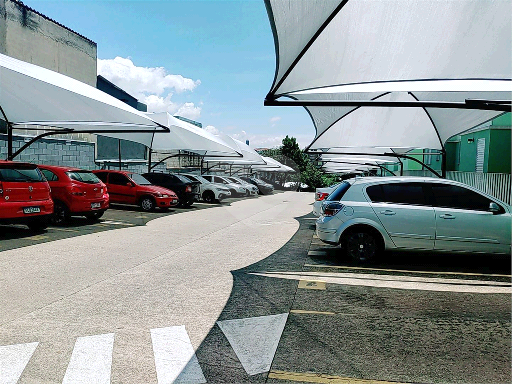 Apartamento semi mobiliado à venda em Guarulhos – Condomínio Residencial Club Gaudi na Rua Branquinha