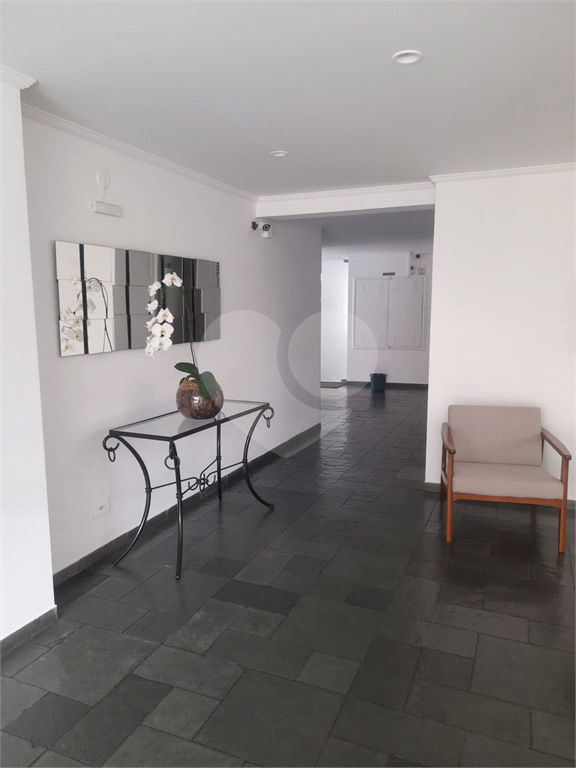 Apartamento a venda e locação com 2 quartos  e 2 vagas em Vila Pompéia - São Paulo - SP