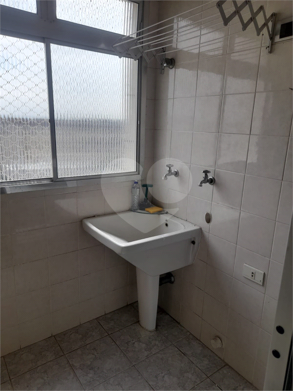 Apartamento a venda e locação com 2 quartos  e 2 vagas em Vila Pompéia - São Paulo - SP