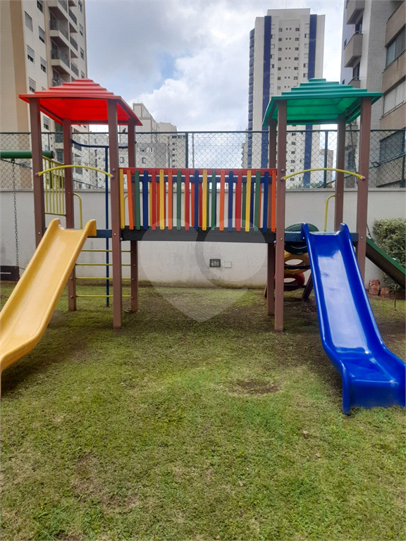 Apartamento a venda e locação com 2 quartos  e 2 vagas em Vila Pompéia - São Paulo - SP