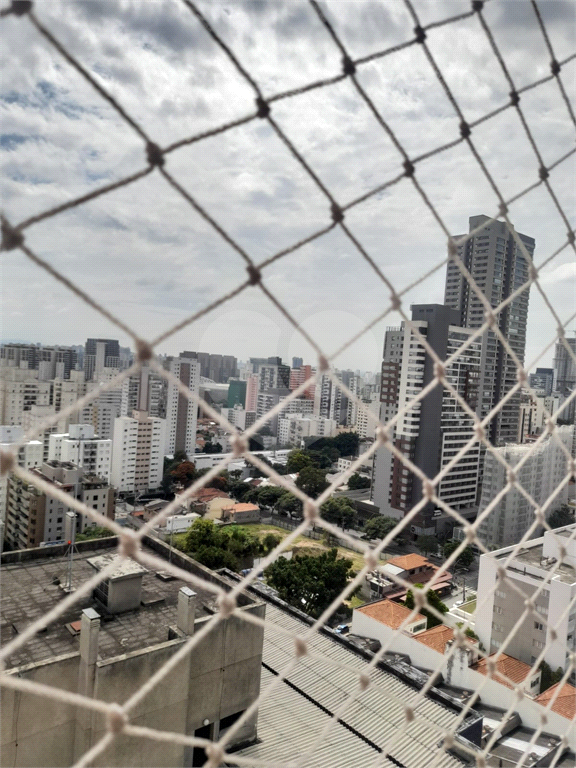 Apartamento a venda e locação com 2 quartos  e 2 vagas em Vila Pompéia - São Paulo - SP