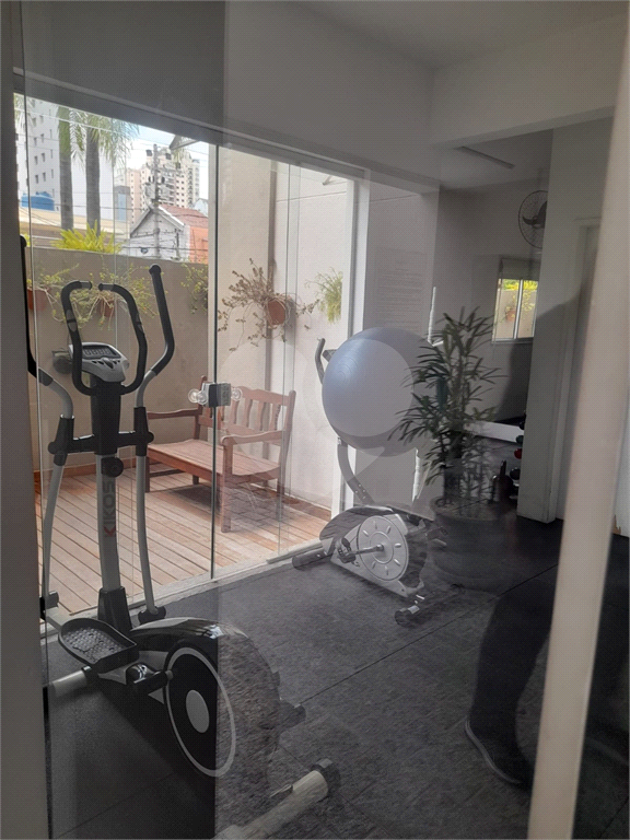 Apartamento a venda na Pompeia com 2 dormitórios e 2 vagas 