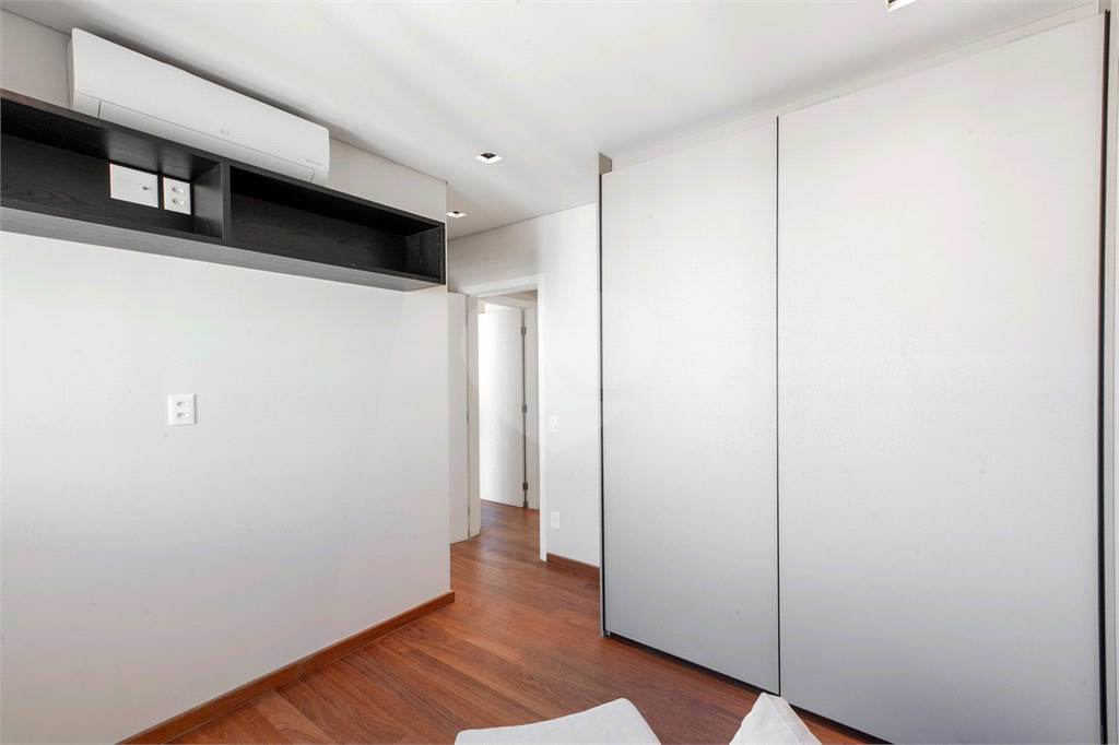 Exclusivo nos Jardins | 206 m² | 3 Suítes | 4 Vagas | Edifício Maison Marie