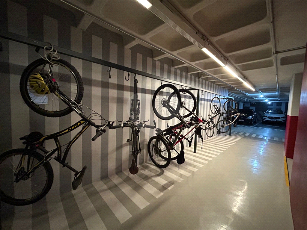 APARTAMENTO MOBILIADO PARA LOCAÇÃO EM PINHEIROS | 44m² | 1 SUÍTE | 1 VAGA | POD PINHEIROS