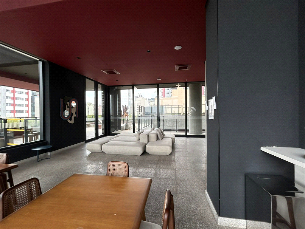 APARTAMENTO MOBILIADO PARA LOCAÇÃO EM PINHEIROS | 44m² | 1 SUÍTE | 1 VAGA | POD PINHEIROS