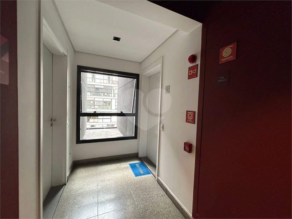 APARTAMENTO MOBILIADO PARA LOCAÇÃO EM PINHEIROS | 44m² | 1 SUÍTE | 1 VAGA | POD PINHEIROS