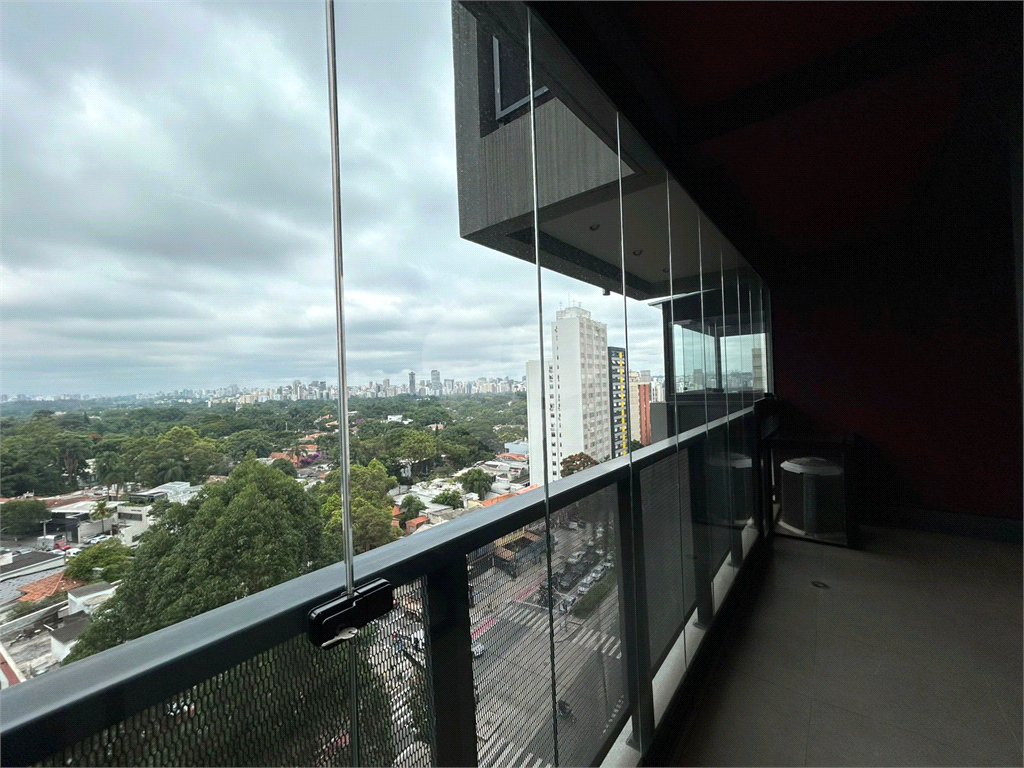 APARTAMENTO MOBILIADO PARA LOCAÇÃO EM PINHEIROS | 44m² | 1 SUÍTE | 1 VAGA | POD PINHEIROS