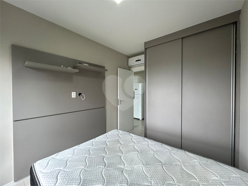 APARTAMENTO MOBILIADO PARA LOCAÇÃO EM PINHEIROS | 44m² | 1 SUÍTE | 1 VAGA | POD PINHEIROS